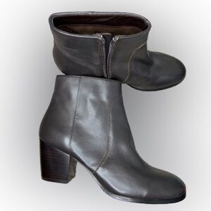 J Jill Womens Size 8 Dark Brown Leather Zip Fashion Ankle Boots